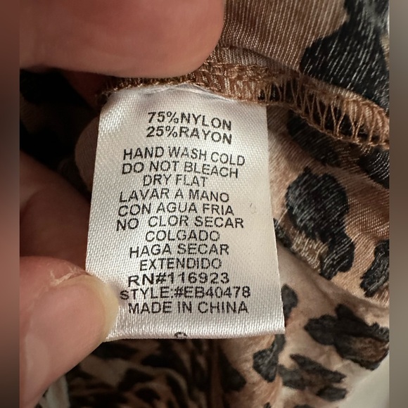 easel Leopard Print Button Front Romper - Picture 4 of 5